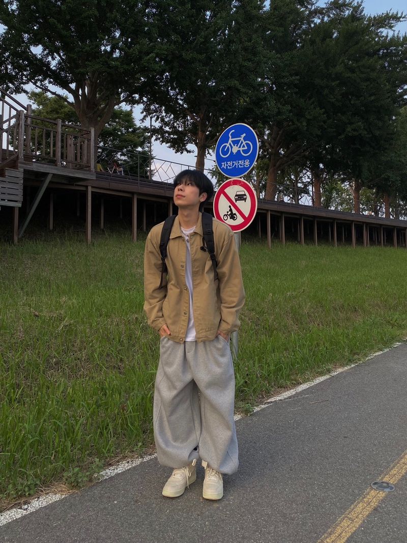 UNAIDUN（アネイダン）の「Avang Balloon Sweat Jogger Pants 4C（Pants）」