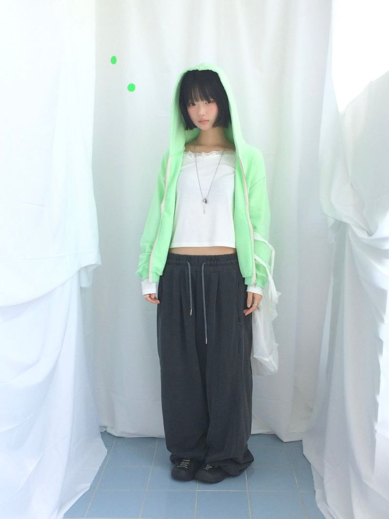 Clover Soft Loose Zip-Up