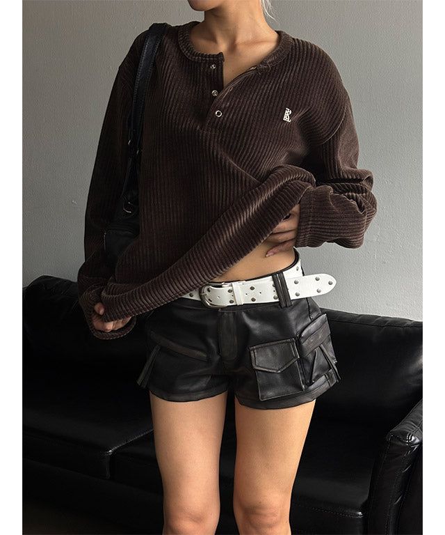 Pocket leather short pants