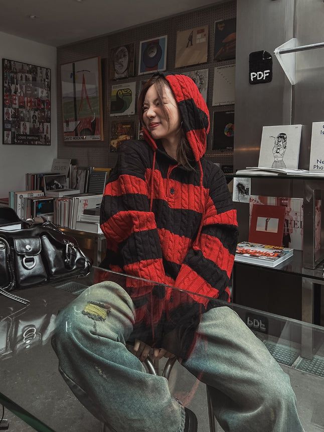 Stripe cable hood warmer knitwear