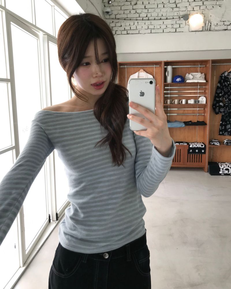 Stripe boat neck T