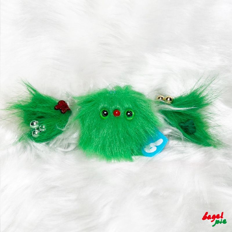 bagelpie（ベーグルパイ）の「X'MAS PUPPY KEYCHAIN - X’mas Tree Pie（Toys/Key Holders）」