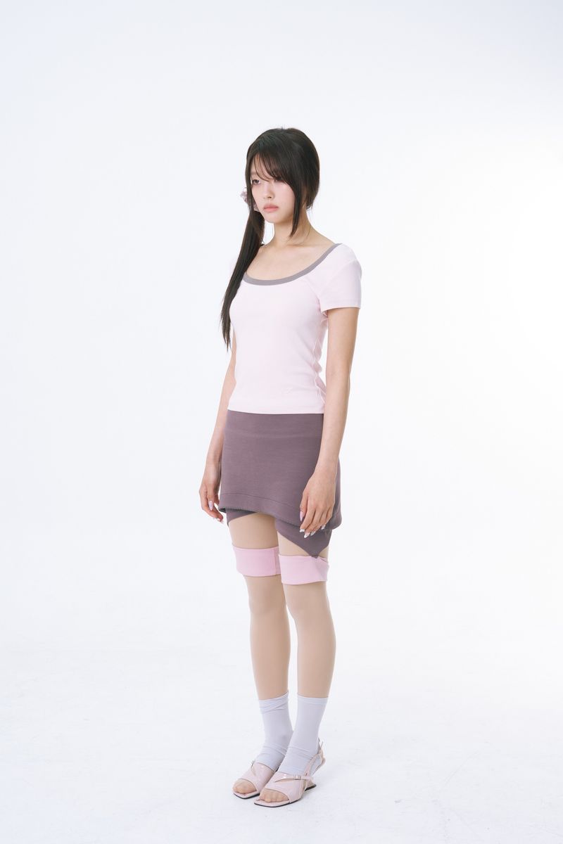 Deep Square-Neck Soft Top (POWDER PINK)