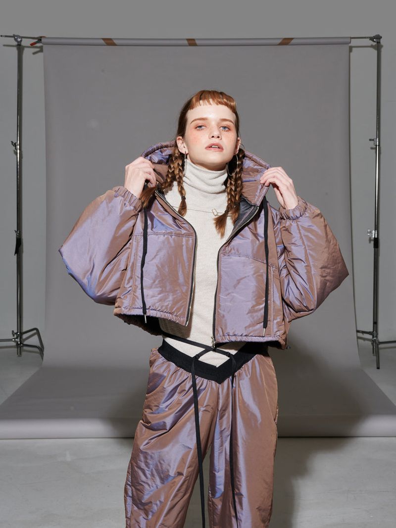 HOLOGRAM JUMPER