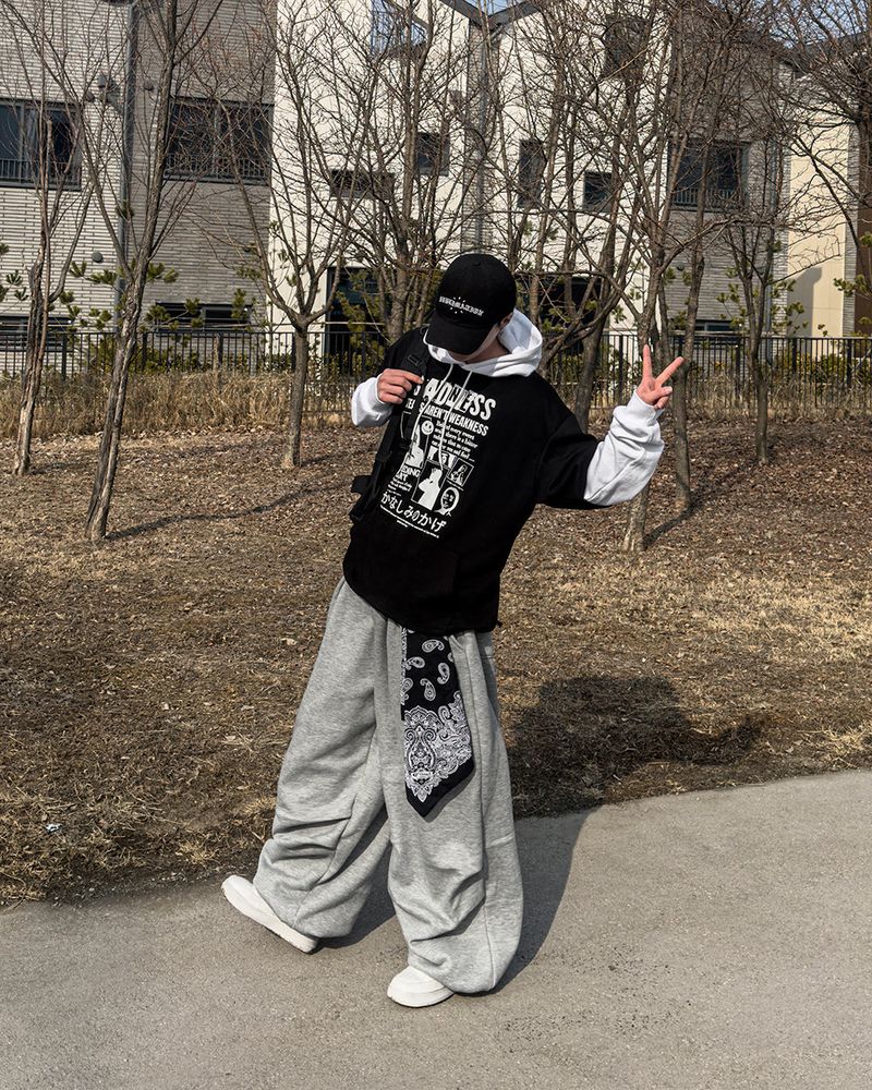 Grace Two-Tuck Sweat Pants