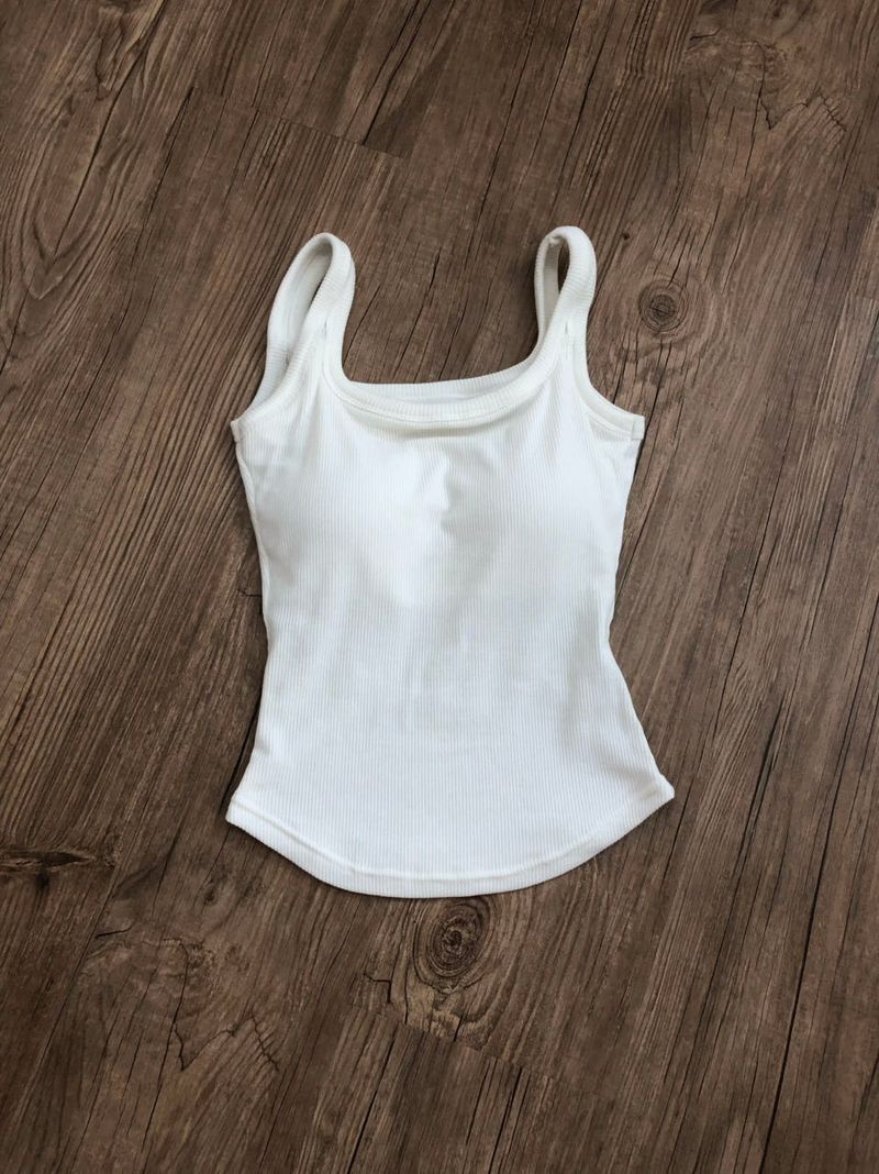 moroi（モロイ）の「Pinter Ribbed Padded Tank Top（Tops）」