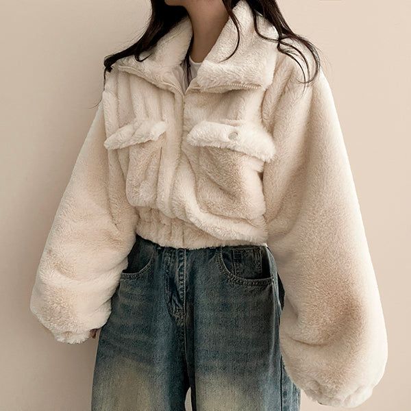 hijjoo（ハイチュー）の「Pocket High-neck Cropped Jumper（Jackets/Outerwear）」