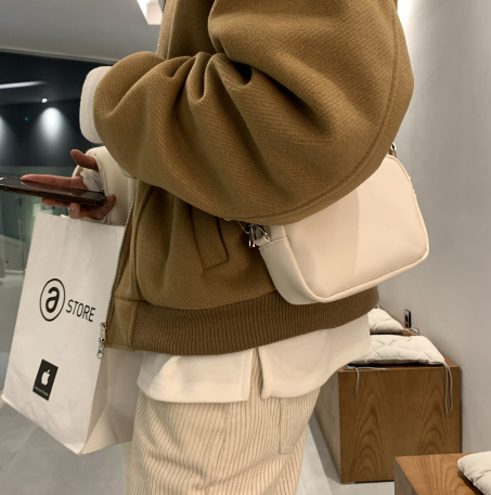 wear 147 Mini Crossbody Bag