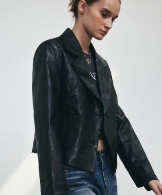 MINIMAL SHORT LEATHER JACKET_BLACK