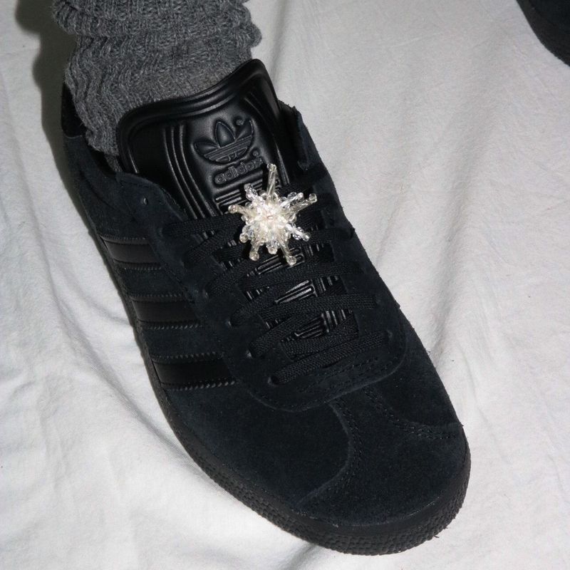 【MADE】snow flower shoe charm (1pcs)