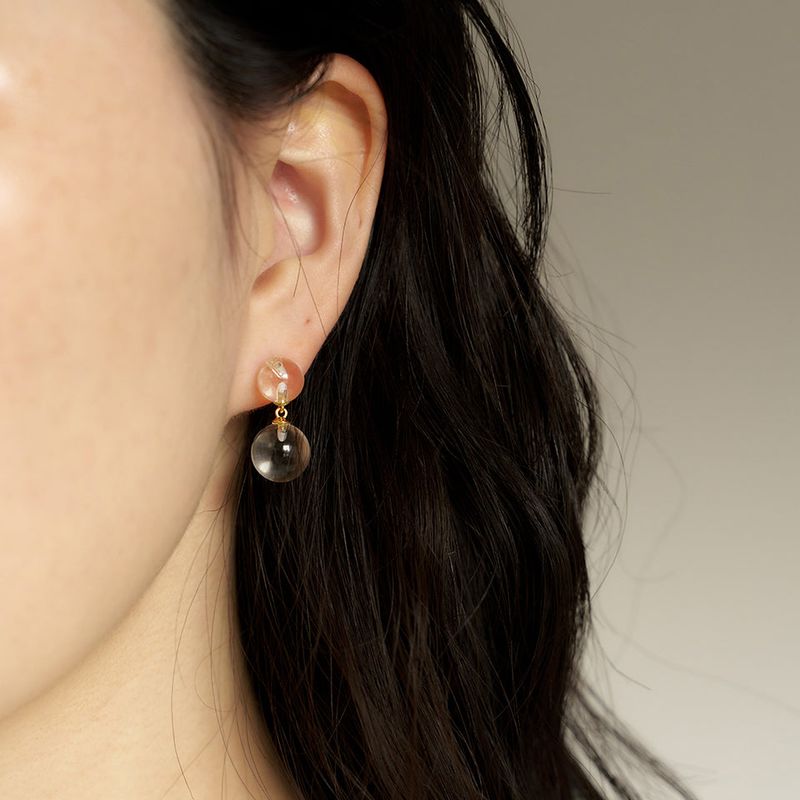 geegee(ジジ)の「clear quartz earring (2color)(Accessories)」