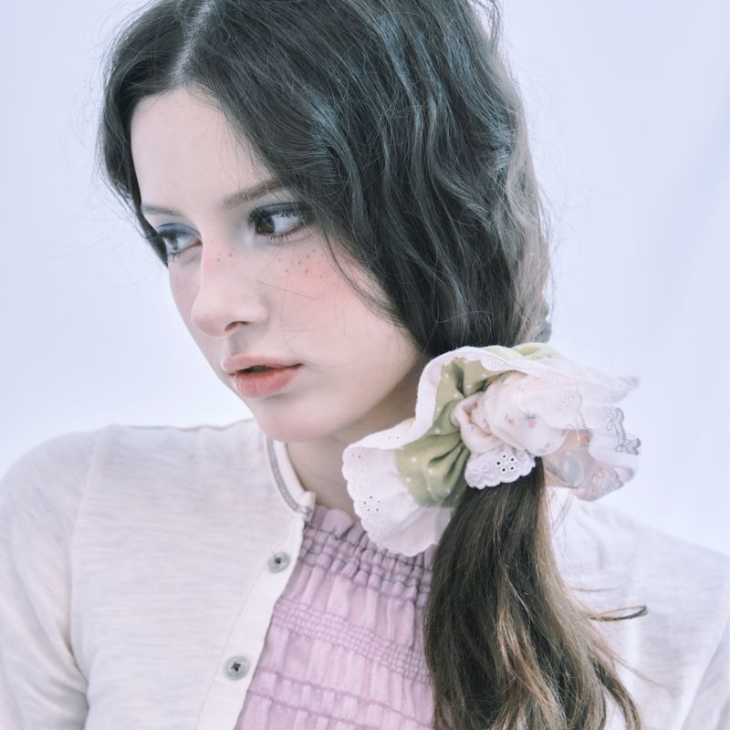 Lace scrunchie_candy ivory