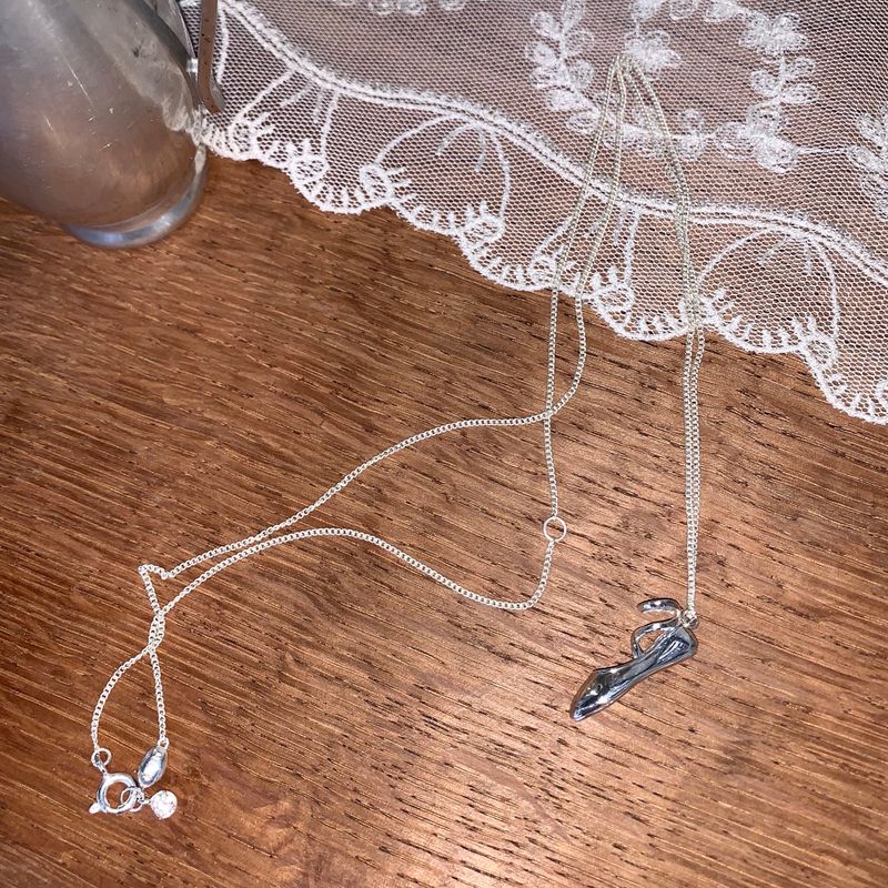 The Ballet Necklace