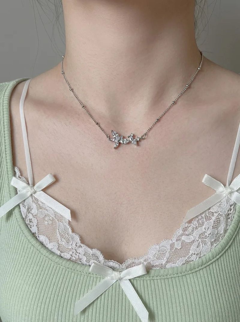 [Baby DONT Cry Yihyun Necklace/Anti-tarnish] Dreamy Crystal Semi Choker Necklace