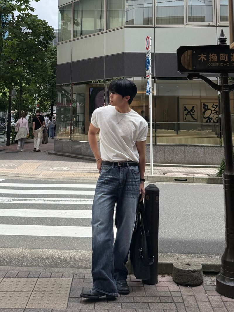 ダメージストレートデニムパンツ