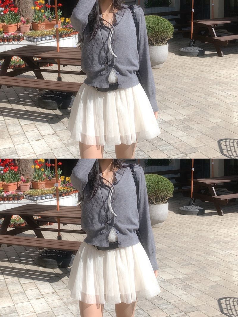 Mellow Slit Neck Button Knit Cardigan
