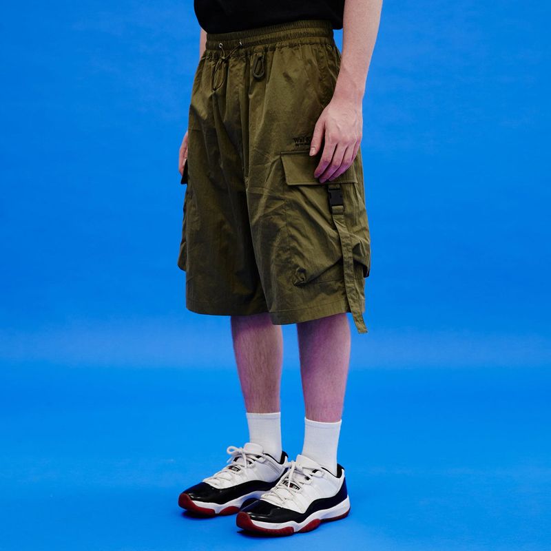 WaiKei（ワイケイ）の「Big pocket banding cargo short pants（Pants）」