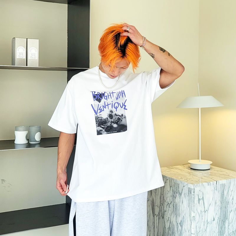 VENTIQUE(ベンティーク)の「(High Density) Digital Sunflower T-shirt 2color(Tops)」