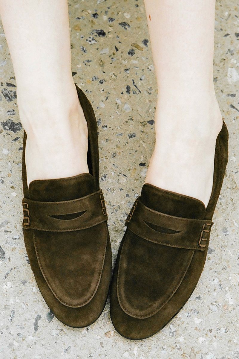 MODERN PENNY LOAFER IN CHOCOLATE BROWN