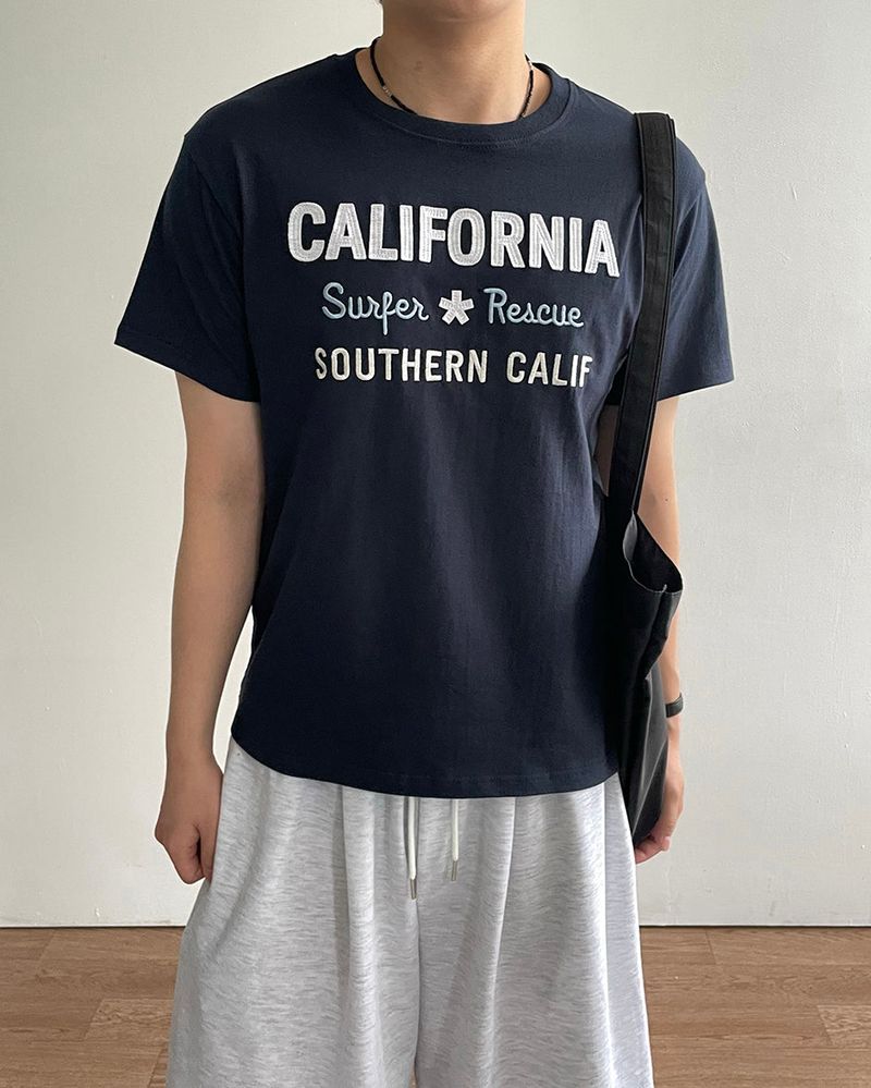 IDF（アイディーエフ）の「Cali Embroidery Short Sleeve Tee（Tops）」