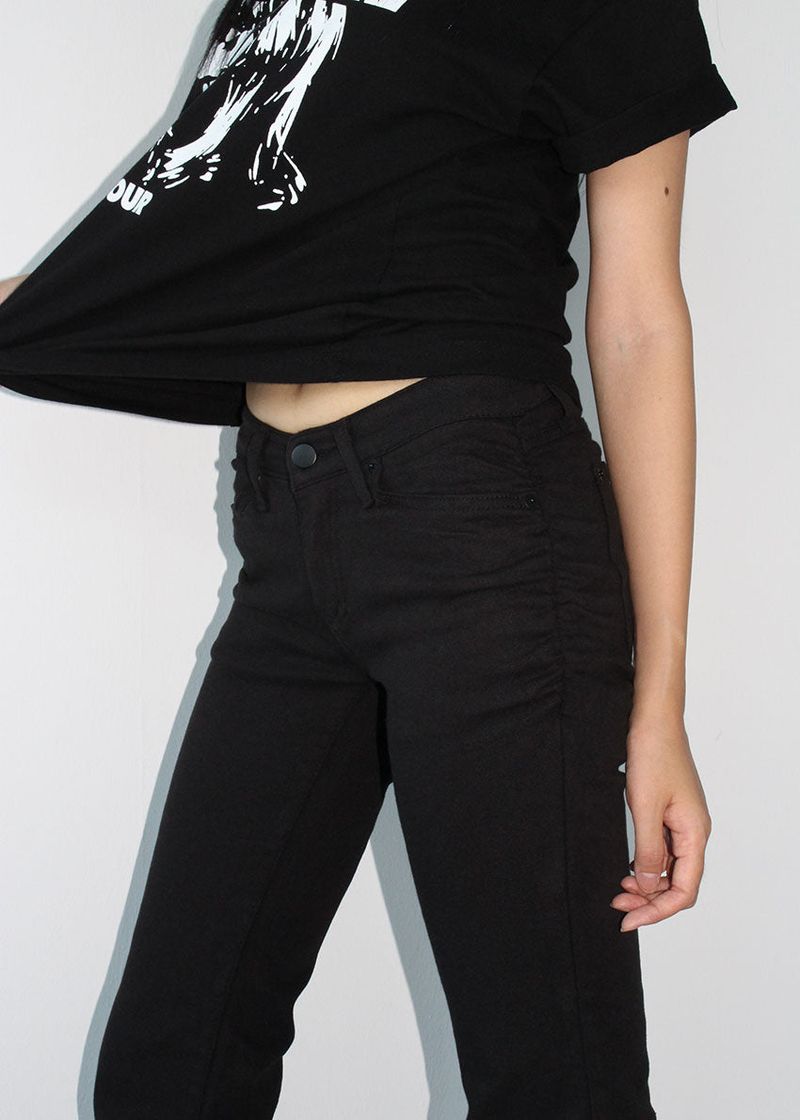 HIP SHIRRING BOOTS CUT PANTS