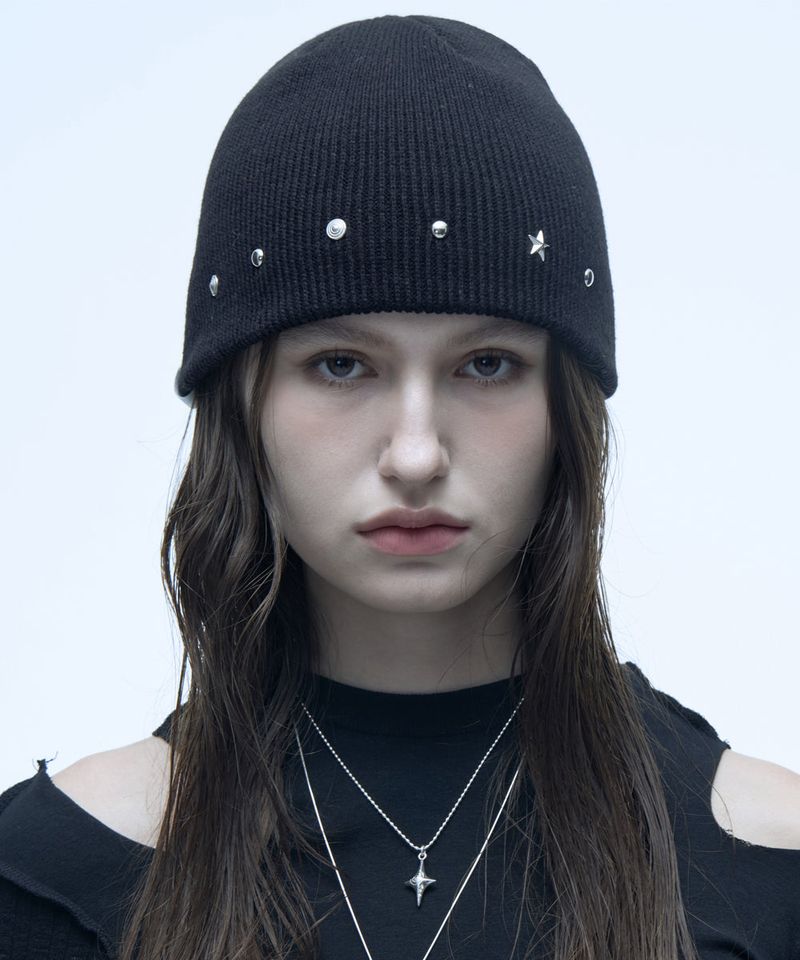 XANADU(ジェナドゥ)の「EDDY STUD BEANIE_BLACK(Hats)」