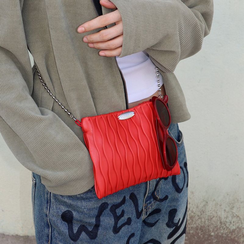 Pado Pebble Bag (Red, White)