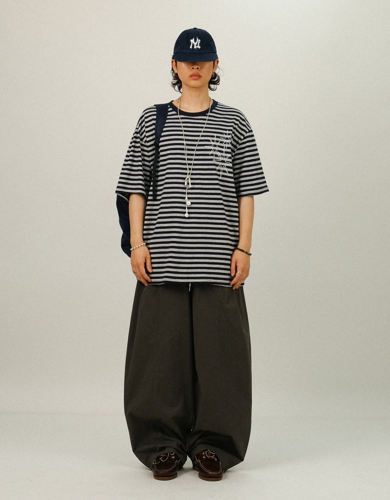 BEE Curved Line Pin-tuck Balloon Pants