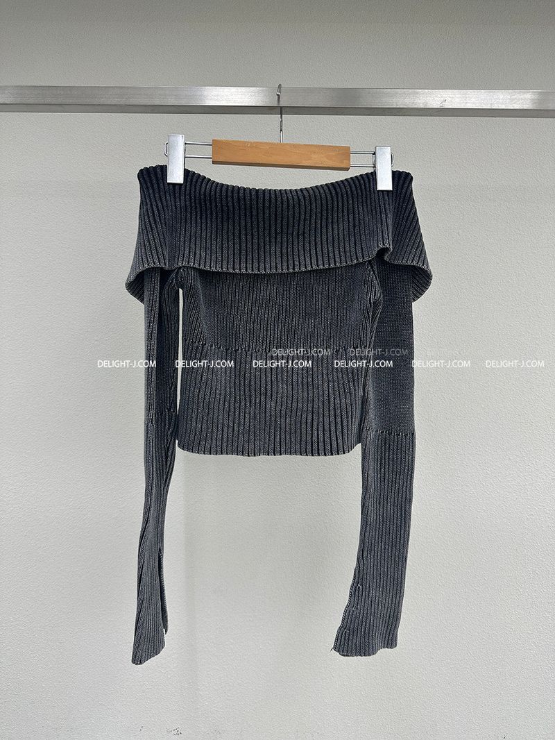 Gradient Off-Shoulder Zip-Up Knitwear