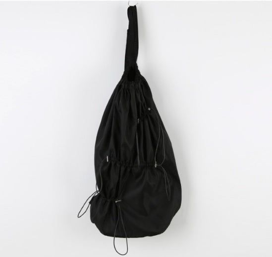 String bucket cross bag