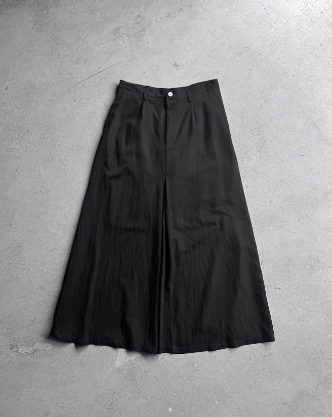 Lumar Inverted Pleated Long Skirt