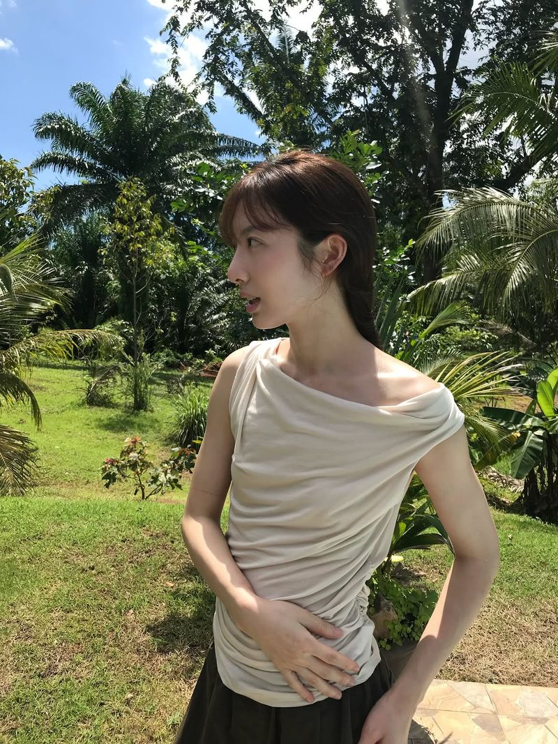 Soft Drape Sleeveless (Oatmeal)
