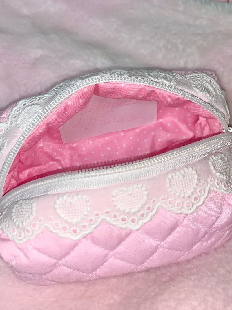 Cream berry pouch