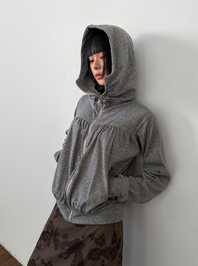 SHIRRING HIGH NECK ZIP-UP