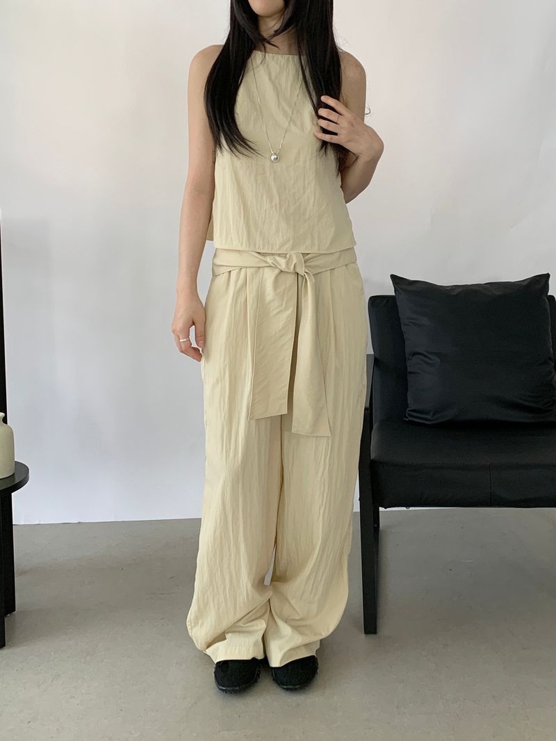 Raina halterneck sleeveless blouse