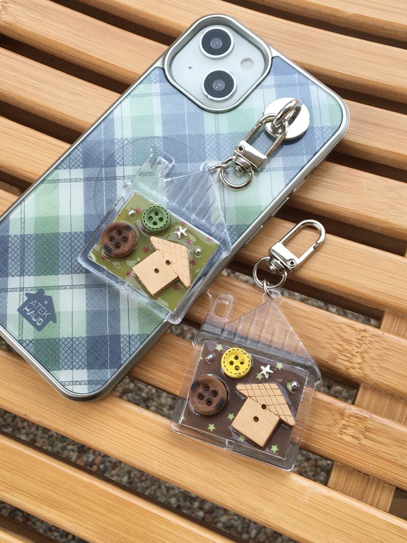Fog Check Magsafe Silver Glass Bumper Case(Green)