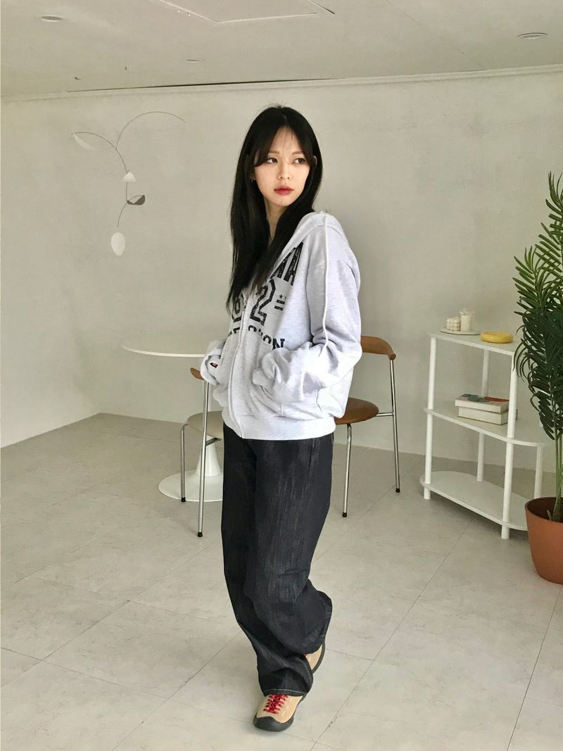 Ria zip-up