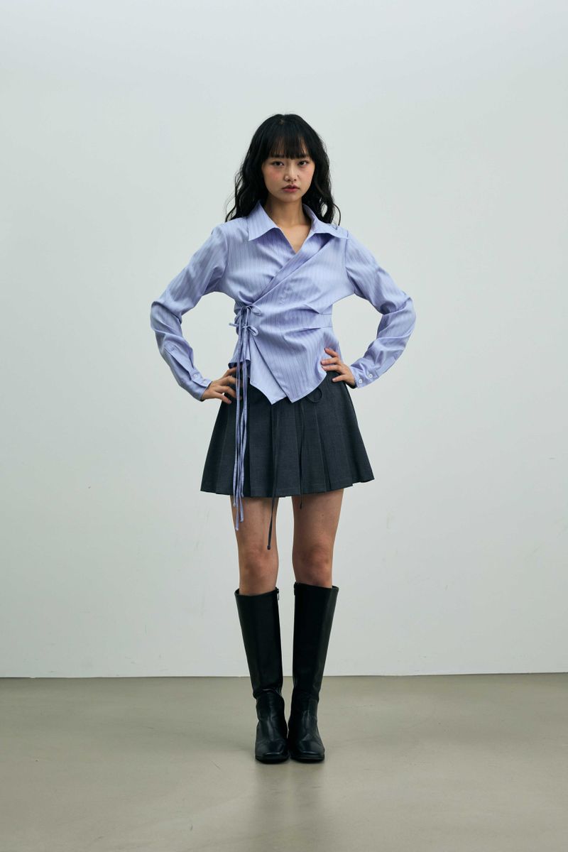EVE STRIPE WRAP SHIRT / SKY BLUE