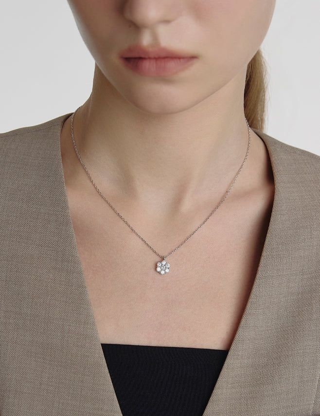 hyeres lor（イエール・ロール）の「26SS★ Essence Silver (W) Moissanite Eclat Necklace（Accessories）」