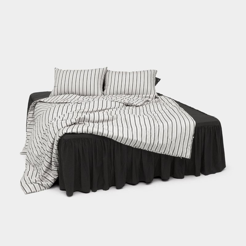 Dust-Free Classic Stripe - Black Duvet Cover - Q size