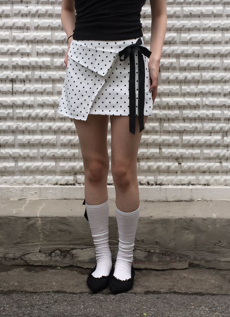 Dot Ribbon Strap Skirt