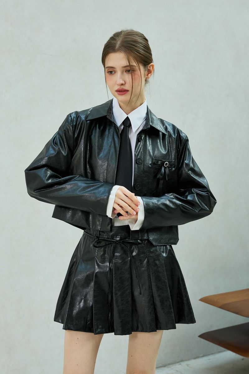 MOLLY LEATHER CROP JACKET / BLACK