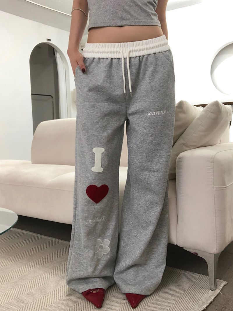 I ♥ Heart patch pants
