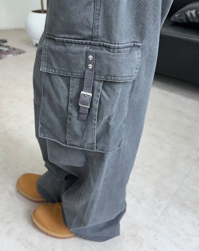 カーディンウォッシュドストラップカーゴパンツ