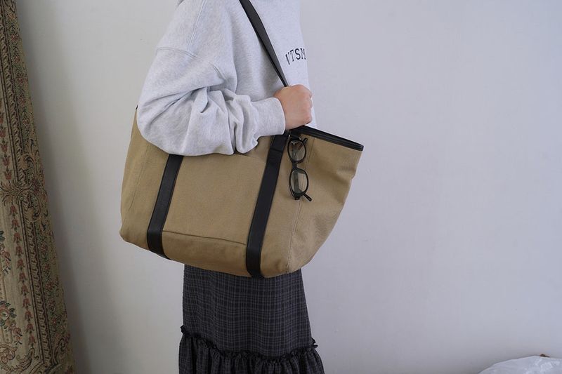 Carry shoulder bag_beige