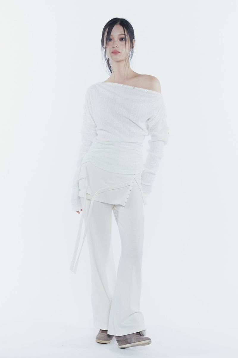 PAIN OR PLEASURE（ペインオアプレジャー）の「JENNIE BUTTONED TOP ivory（Tops）」