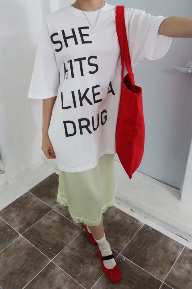 BOY-FIT HIT GRAPHIC TEE