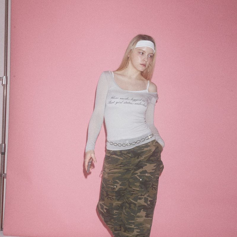 SOFT GLOW MODE TEE - GRAY