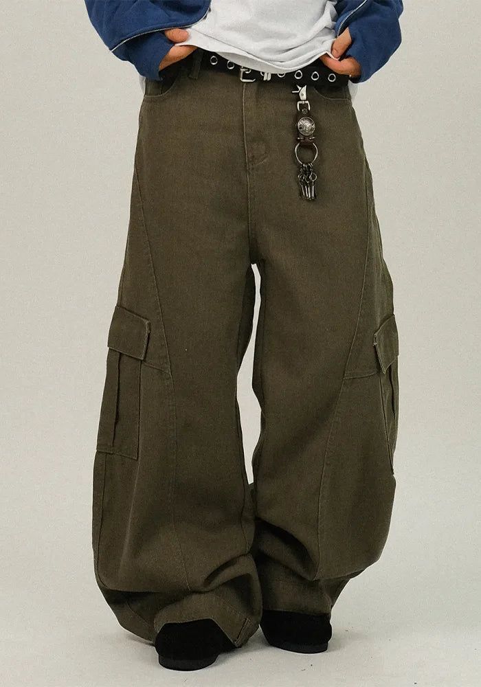 SEMIKAJI（セミカジ）の「HPカーブカーゴデニムパンツ（パンツ）」