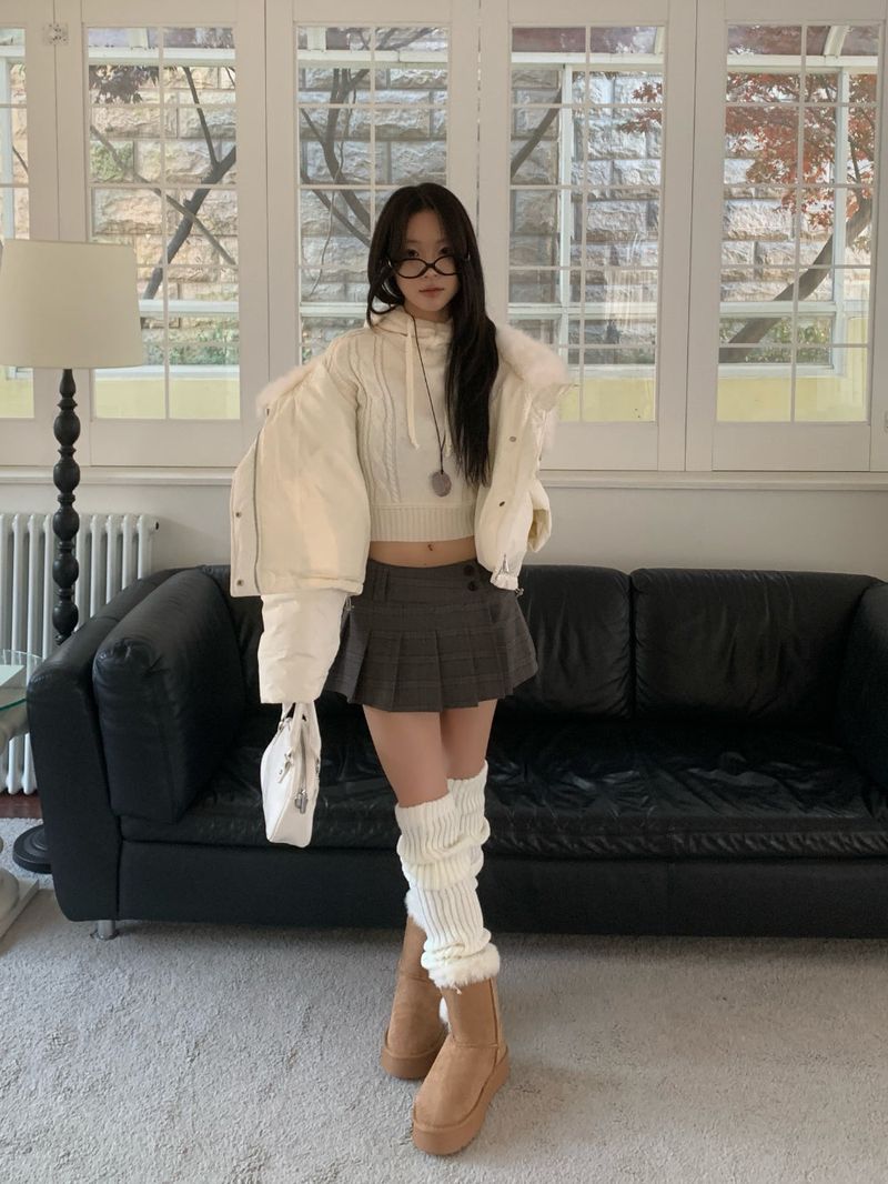 Ice Bloom Fur-Collar Duck Down Short Puffer